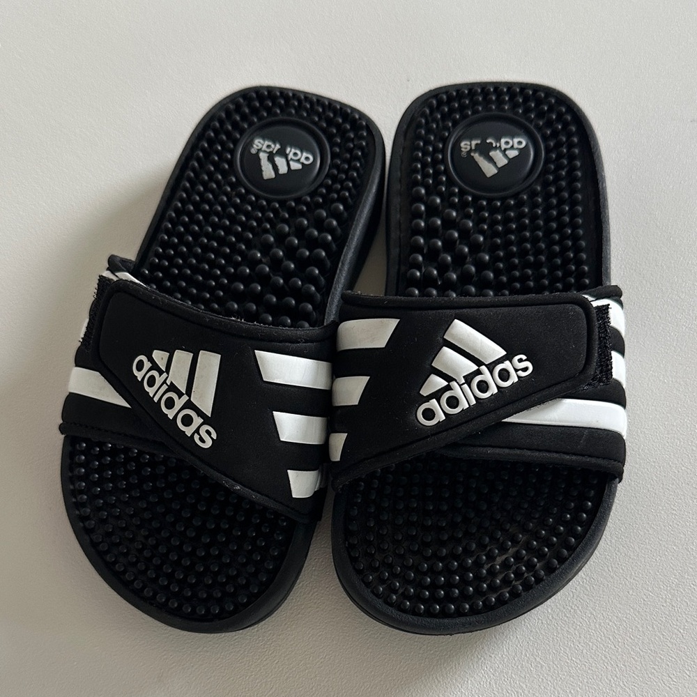 Adidas Adissage Kids Black and White Comfort Slides
